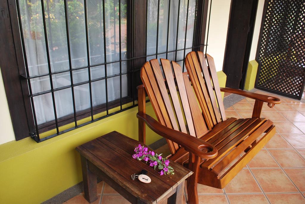 Dos Palmas Studio Apartments Río Segundo エクステリア 写真