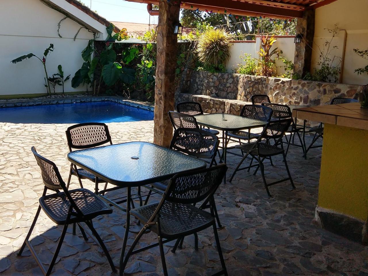 Dos Palmas Studio Apartments Río Segundo エクステリア 写真