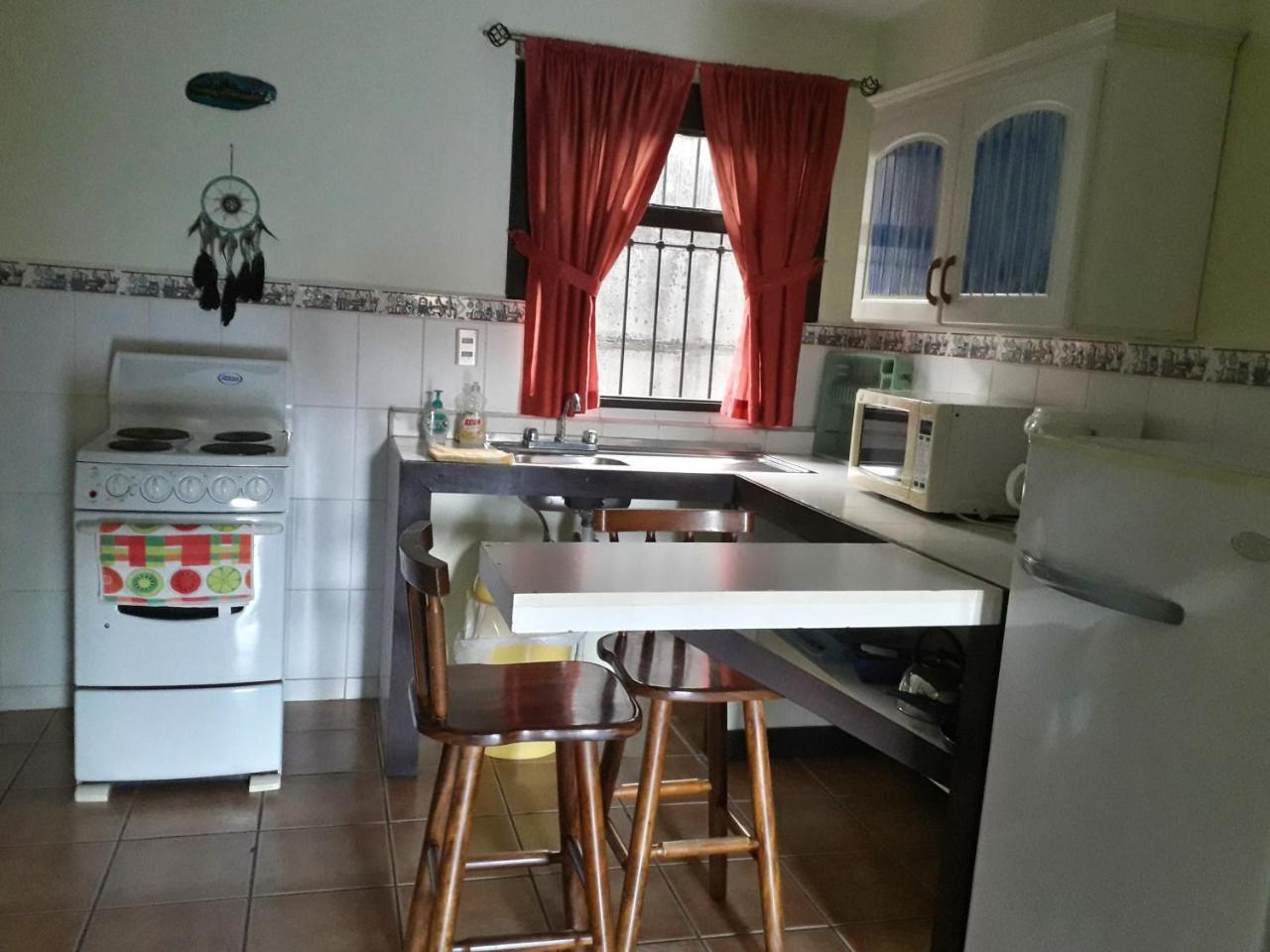 Dos Palmas Studio Apartments Río Segundo エクステリア 写真